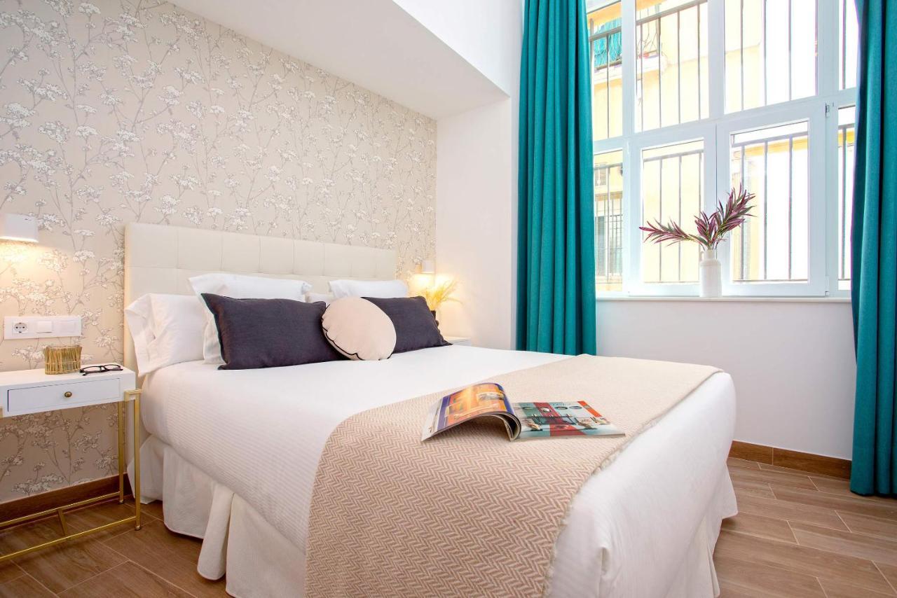 Genteel Home Pajaritos 17 Sevilla Bagian luar foto