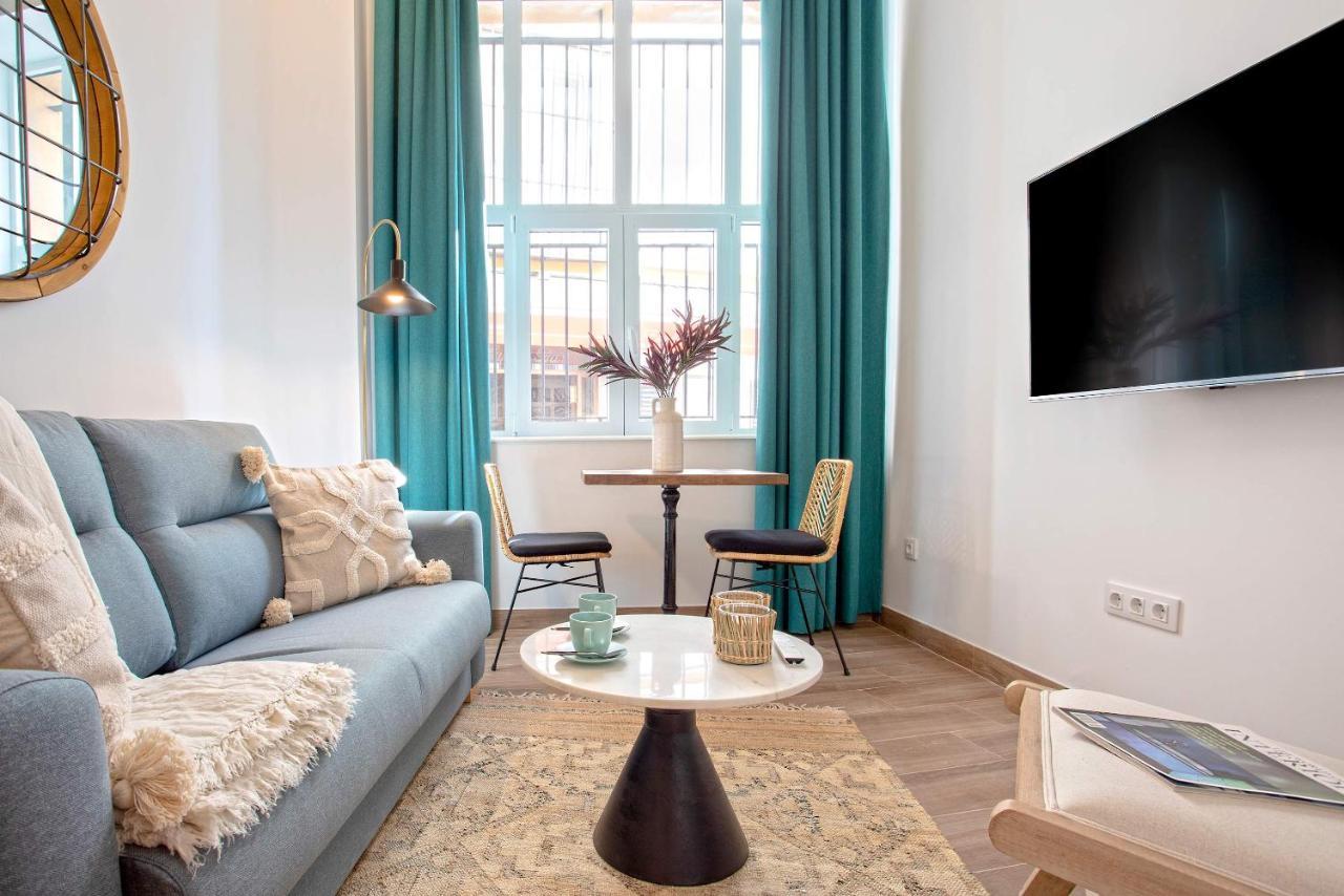 Genteel Home Pajaritos 17 Sevilla Bagian luar foto