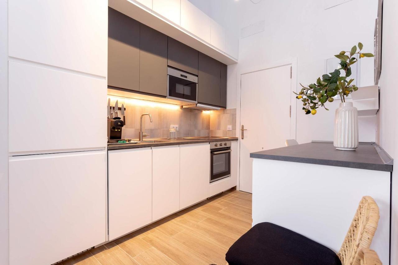Genteel Home Pajaritos 17 Sevilla Bagian luar foto