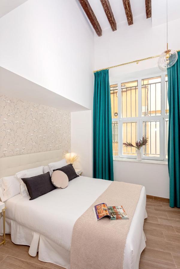 Genteel Home Pajaritos 17 Sevilla Bagian luar foto