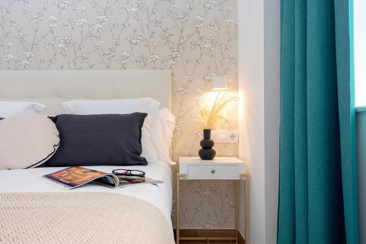 Genteel Home Pajaritos 17 Sevilla Bagian luar foto