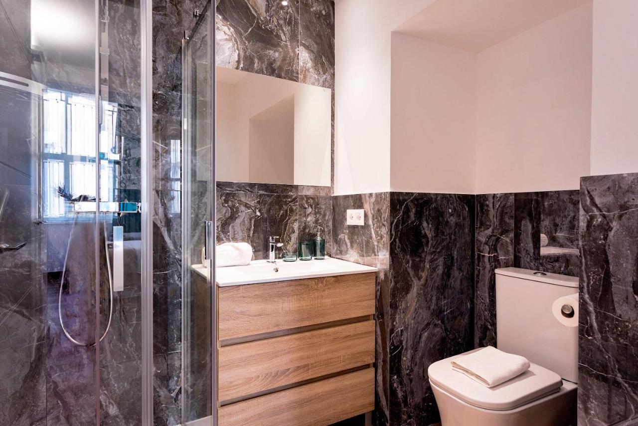 Genteel Home Pajaritos 17 Sevilla Bagian luar foto