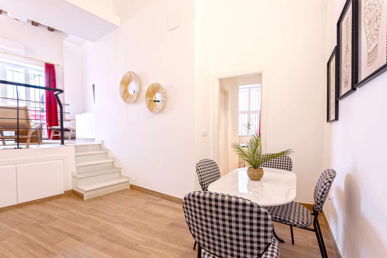 Genteel Home Pajaritos 17 Sevilla Bagian luar foto